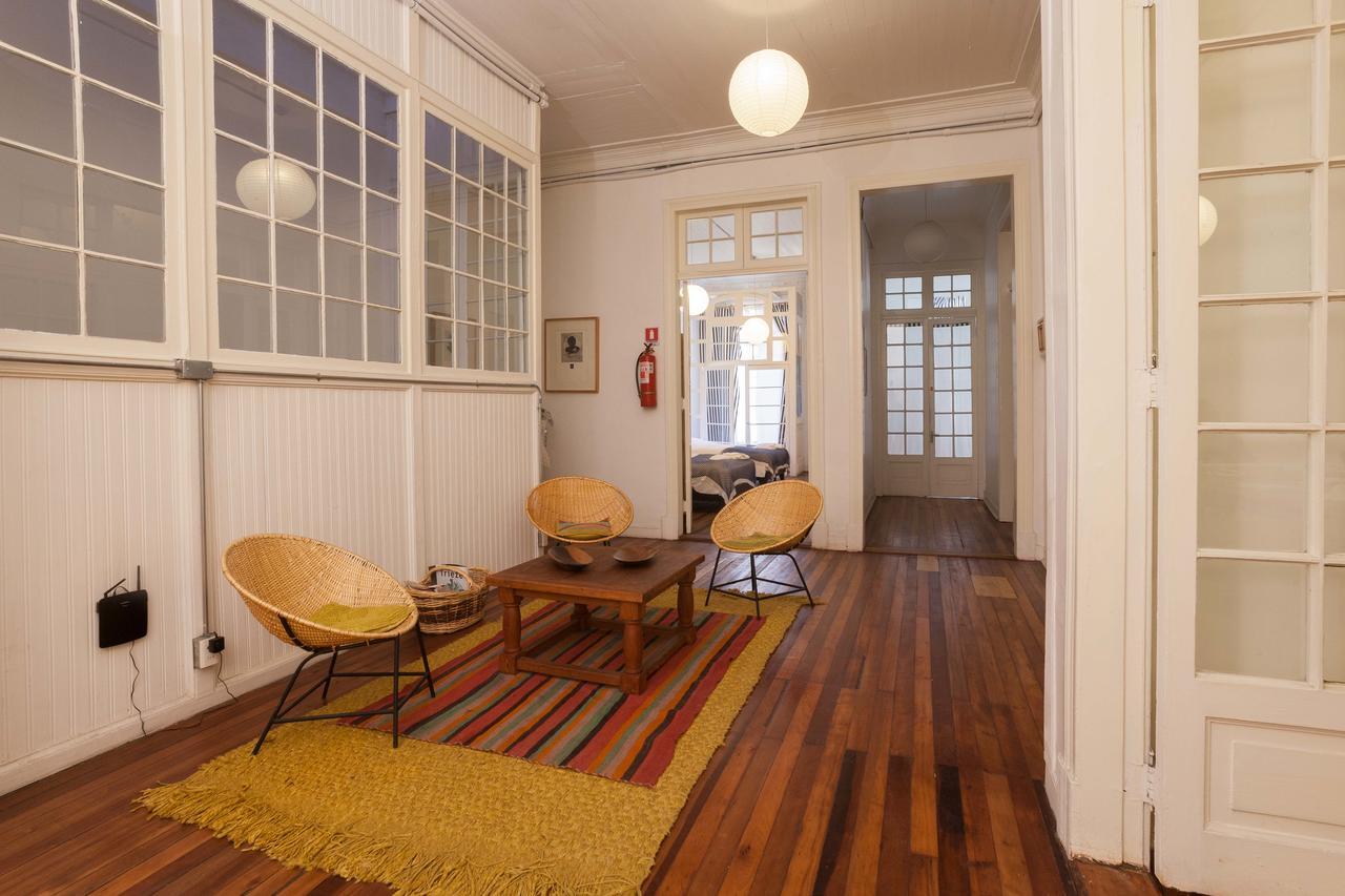Hostal Casaplan فالبارايسو المظهر الخارجي الصورة